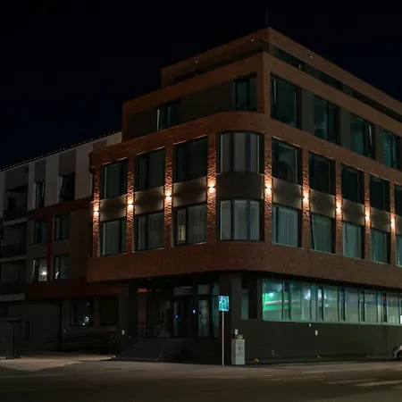Апартаменты Luxury Loft Apartment - Private Hot Tub & Wellness - 10 Minutes From Bratislava
