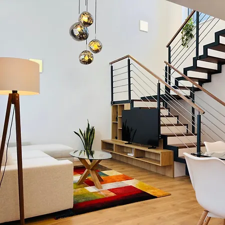 Апартаменты Luxury Loft Apartment - Private Hot Tub & Wellness - 10 Minutes From Bratislava *
